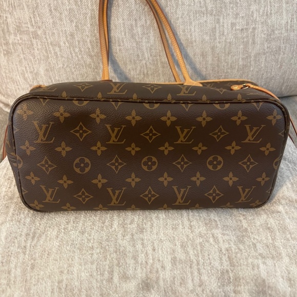 AUTHENTIC Louis Vuitton Neverfull MM - Picture 5 of 11